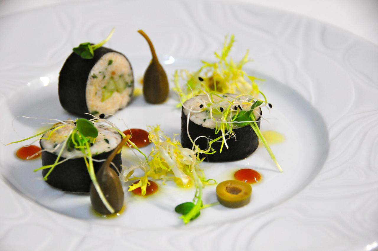 Hotel Restaurant Pavillon Bleu Olivet  Exterior foto